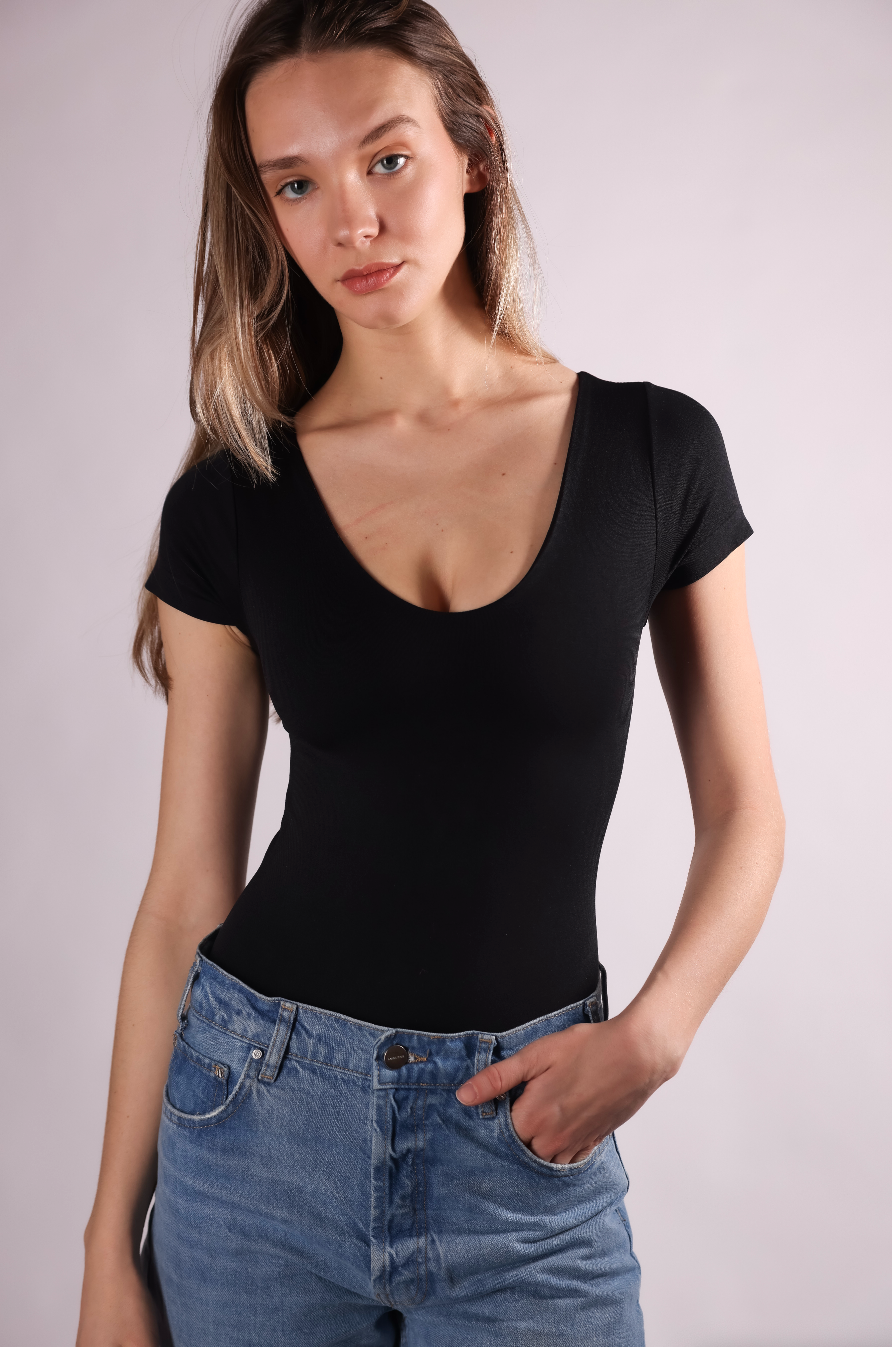 Short sleeve v neck bodysuit