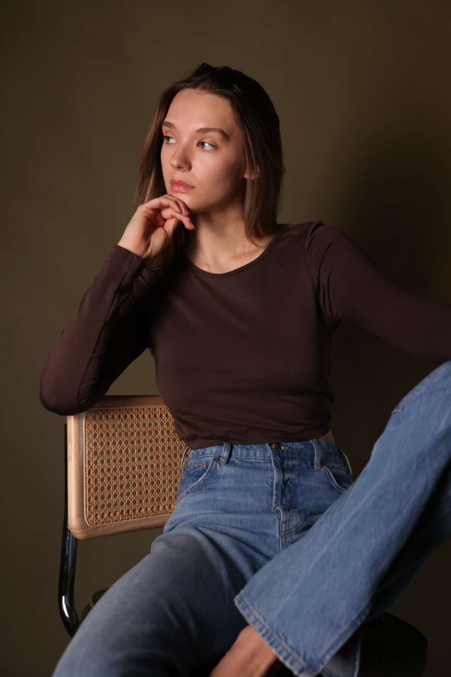 Crop Long Sleeve Tee
